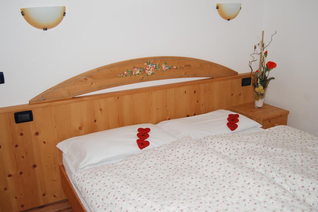 Residence Ciasa Alpe Vigo di Fassa Habitación foto